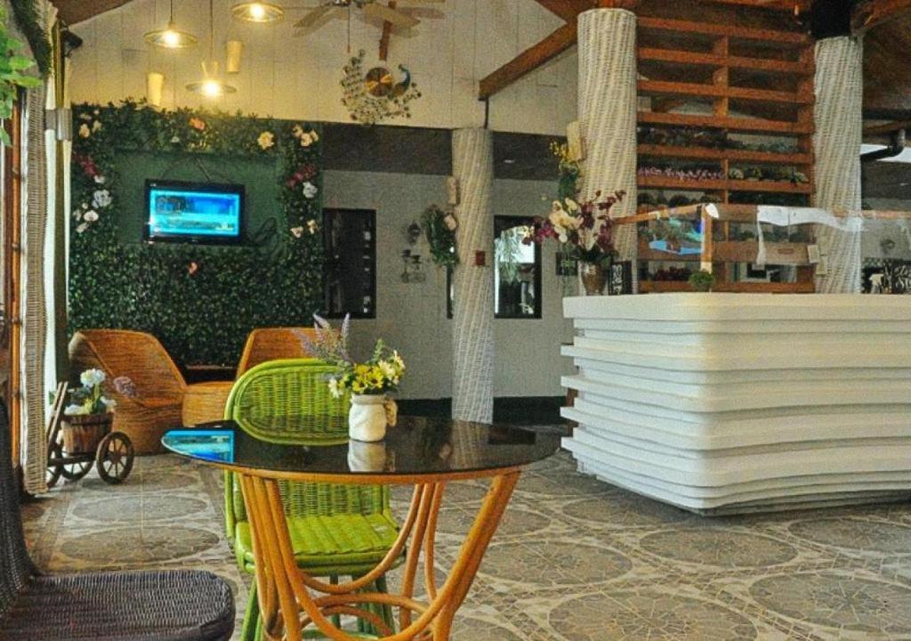 Infinite Green Pension بويرتو برينسيسا المظهر الخارجي الصورة